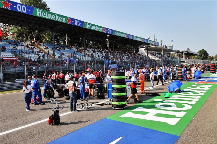 Monza grid